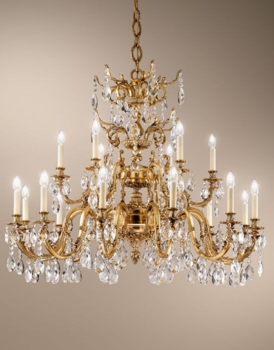 18 Lamp Brass Chandelier With Bohemian Crystals