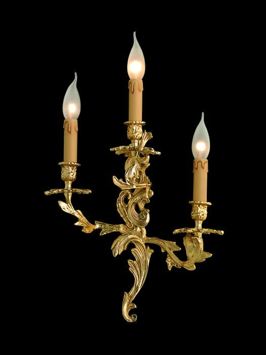 3 Light Wall Light