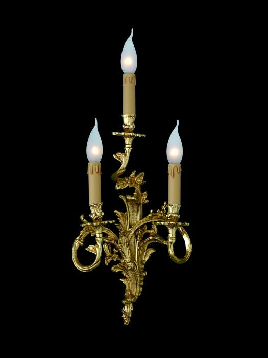3 Light Wall Light